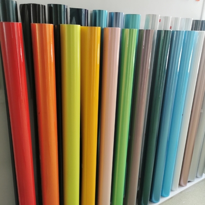 A prueba de agua Sí 5.5 pulgadas Color rojo Decorativo de automóviles Película de vinilo 3D Fibra de carbono 1.52X30m