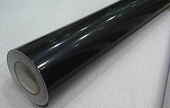 A prueba de agua Sí 5.5 pulgadas Color rojo Decorativo de automóviles Película de vinilo 3D Fibra de carbono 1.52X30m