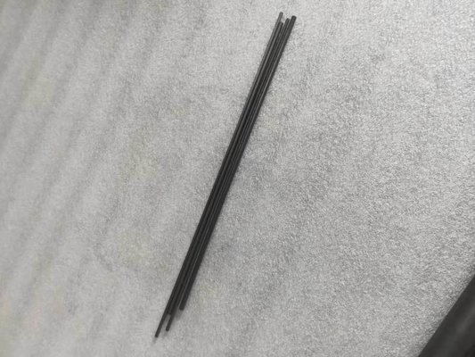 70MPa Varilla de grafito de alta densidad para personalización en el proceso de producción de electrodos EDM