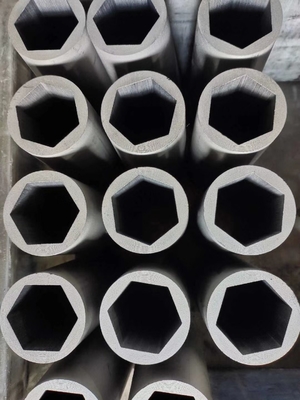 100% Densidad de carbono 1.72 1.75 1.78 1.85 1.91 Barra de grafito formando una forma de grafito moldeado