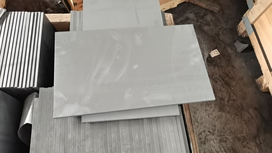 Placa de grafito de partículas finas de alta densidad para electrólisis de aguas residuales de tamaños personalizados DC-1.85