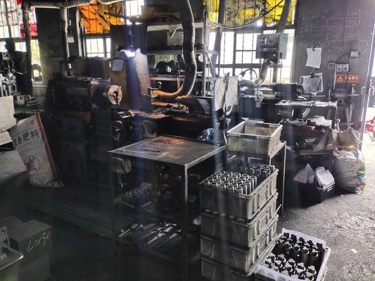 DC-1.85 Matriz de grafito negro para el proceso de fundición continua de barras de latón varillas y tubos