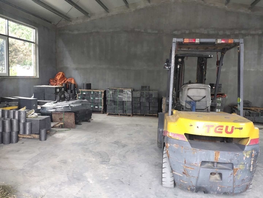 DC-1.85 Matriz de grafito negro para el proceso de fundición continua de barras de latón varillas y tubos