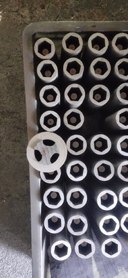 Molde de grafito para fundición continua horizontal Porosidad 8% Excelente rendimiento