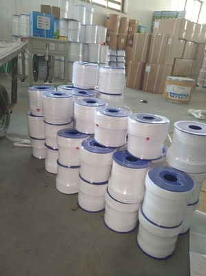 Embalaje de PTFE de grafito con esquinas de fibra de kevlar para satisfacer los requisitos del cliente