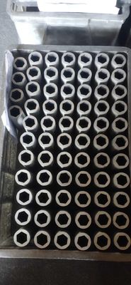 Moldes de grafito de agujeros múltiples GM-748 personalizados para fundición y personalización de latón