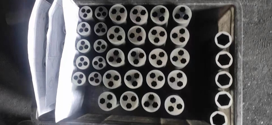 Molde de grafito personalizado para fundición de latón Contenido de ceniza 0,01% Resistencia 7-10 Ohm