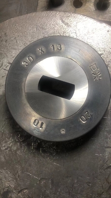 Molde de pelado de tungsteno personalizado para precisión de cobre de latón -0.01 Personalización personalizada