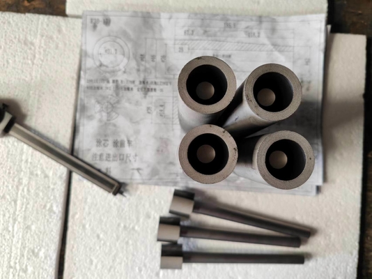 Personalización Densidad de revestimiento interior 1,8 g/cm3 1,85 g/cm3 Molde de grafito para fundición de latón