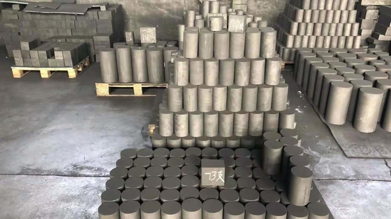 Morfología del cristal de escamas GR-165 Varilla de grafito 1.6-1.65 g/cm3 para aplicaciones industriales