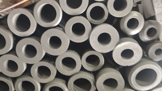 100% Densidad de carbono 1,78 g/cm3 1,85 g/cm3 Matriz de grafito para latón de fundición continua