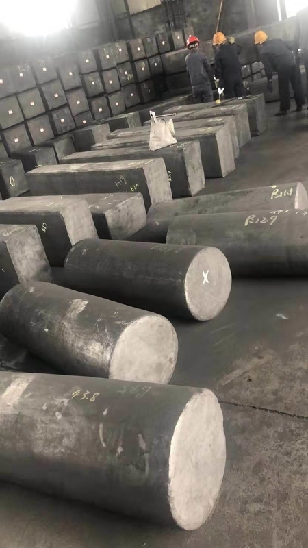 135 MPa de resistencia a la compresión varilla de grafito para producto de tamaño de grano medio