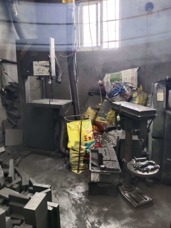 Matriz de grafito y molde para lingotes de latón adaptados a sus necesidades 2-3 días Tiempo de entrega