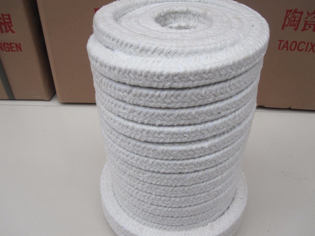 5-60mm Fibra cerámica de embalaje Temperatura 650-1000 grados Tamaño 5 * 5mm Personalización